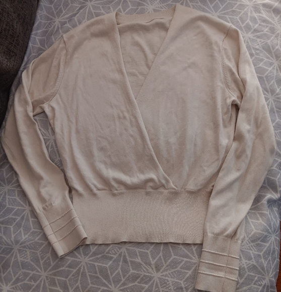 Lululemon Crossover Ribbed Waist Sweater - White Opal In Size 6 - Picture 4 of 8